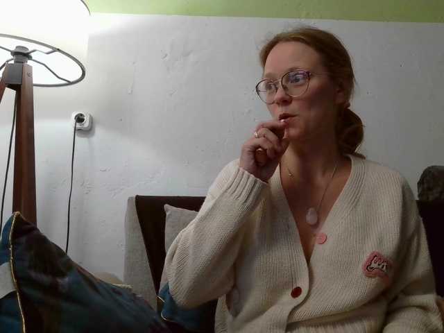 LeniFuchs live cam on BongaCams