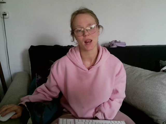 LeniFuchs live cam on BongaCams