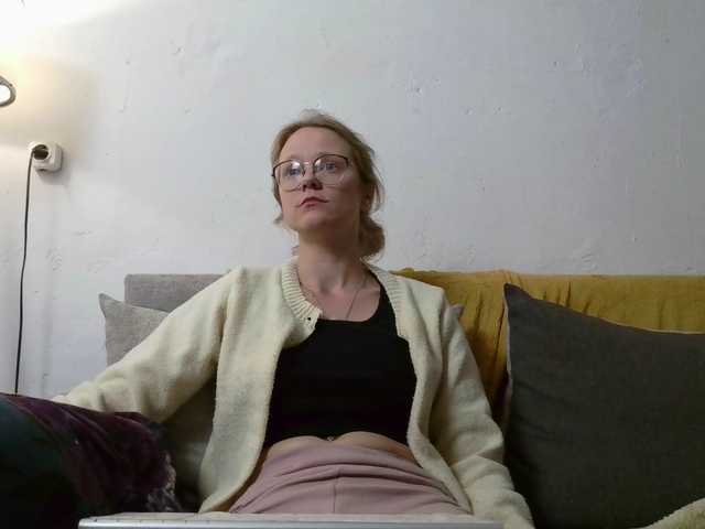 LeniFuchs live cam on BongaCams