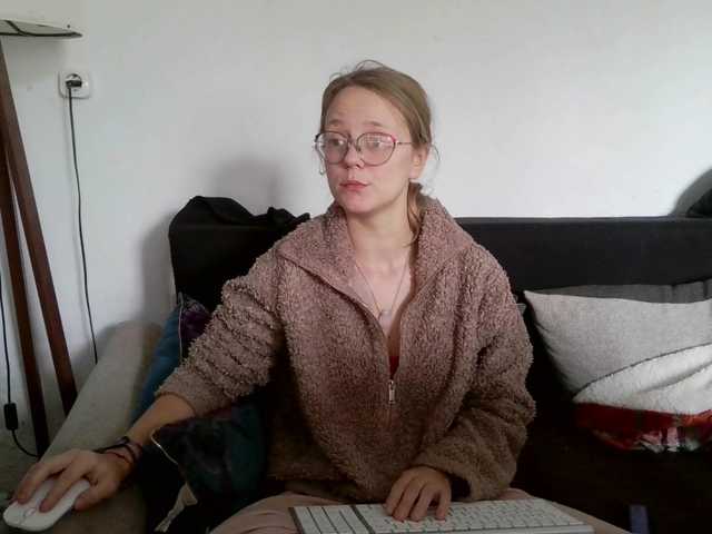 LeniFuchs live cam on BongaCams