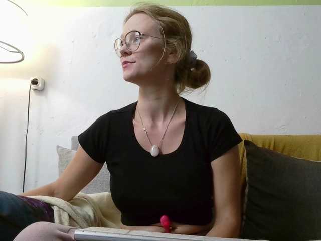 LeniFuchs live cam on BongaCams