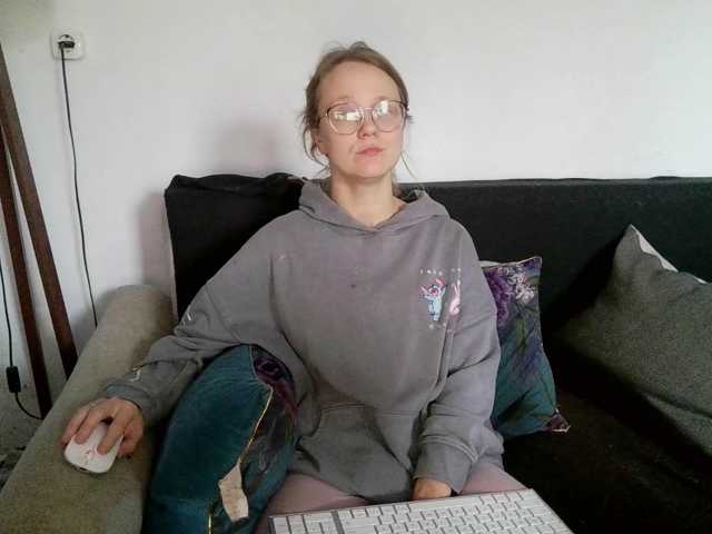 LeniFuchs live cam on BongaCams