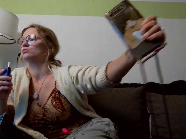 LeniFuchs live cam on BongaCams