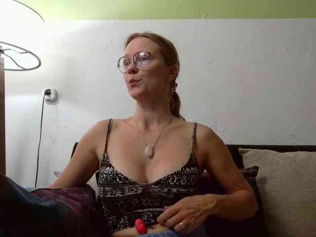 Model: LeniFuchs