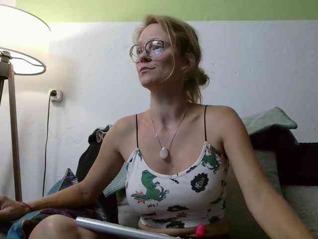 LeniFuchs webcam