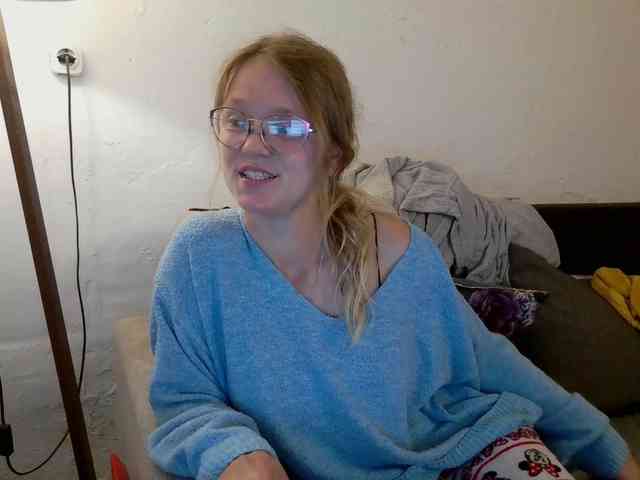 LeniFuchs webcam