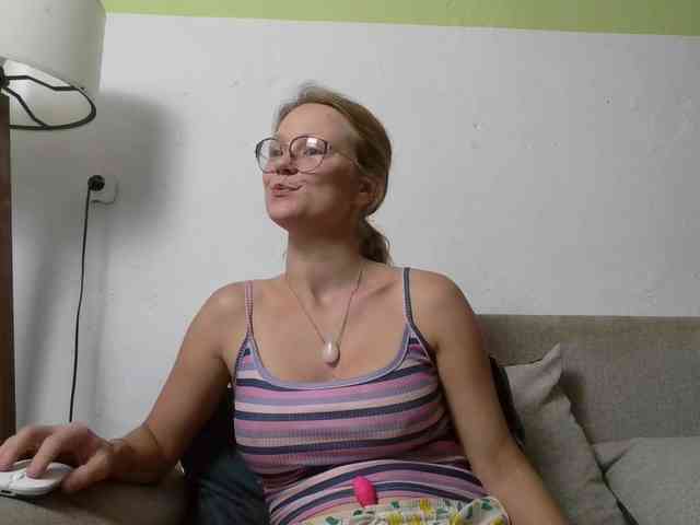 LeniFuchs webcam
