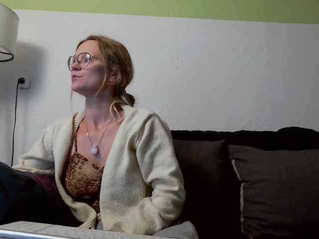 LeniFuchs webcam