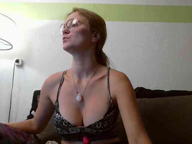LeniFuchs webcam