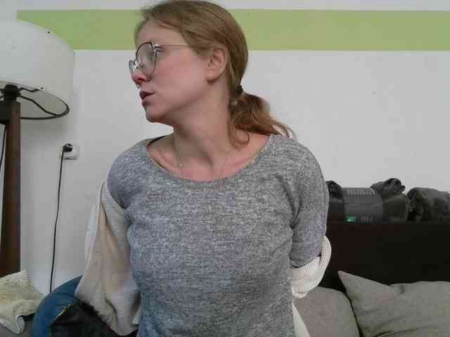 Model: LeniFuchs