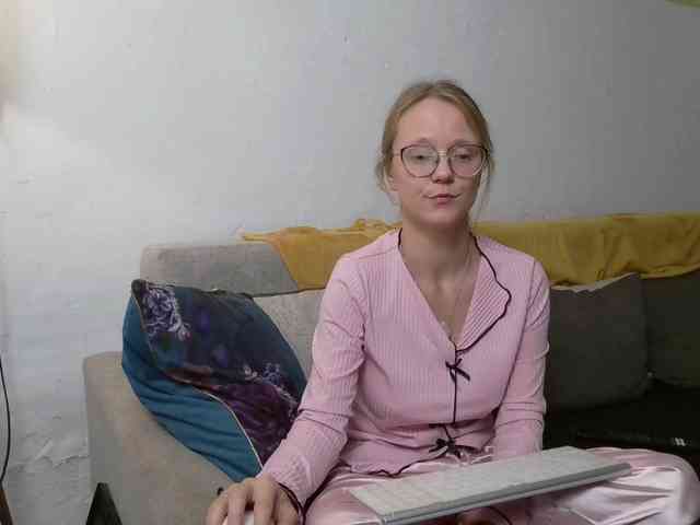 LeniFuchs webcam