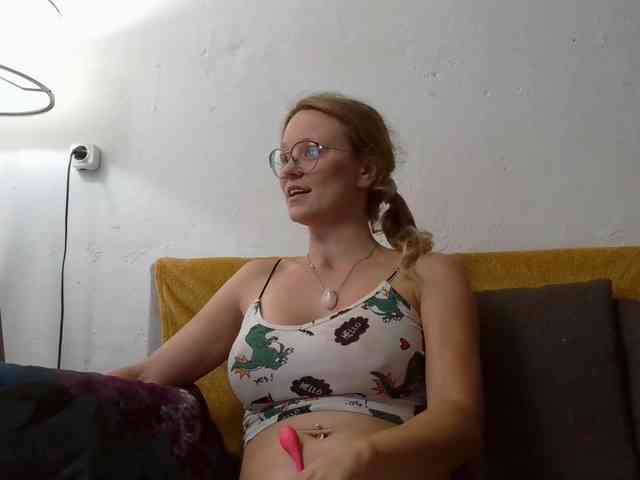 LeniFuchs webcam