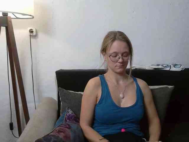 LeniFuchs webcam