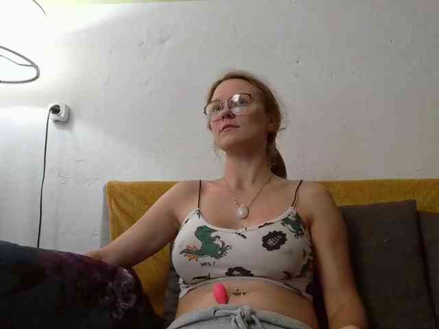LeniFuchs webcam