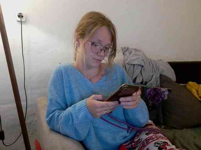 LeniFuchs Live Webcam on BongaCams