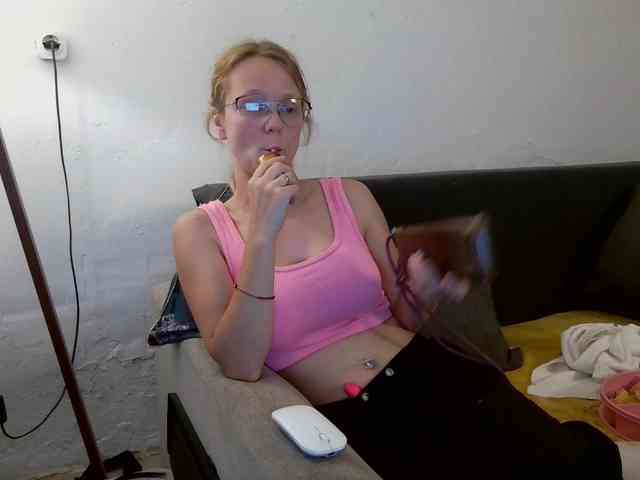 LeniFuchs webcam