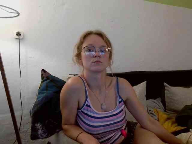 LeniFuchs webcam