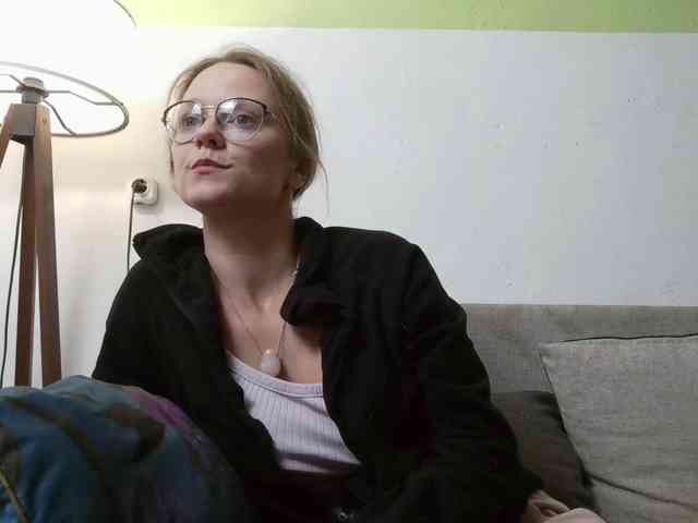 LeniFuchs webcam