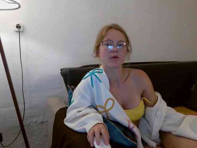 LeniFuchs webcam