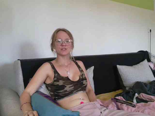 LeniFuchs webcam