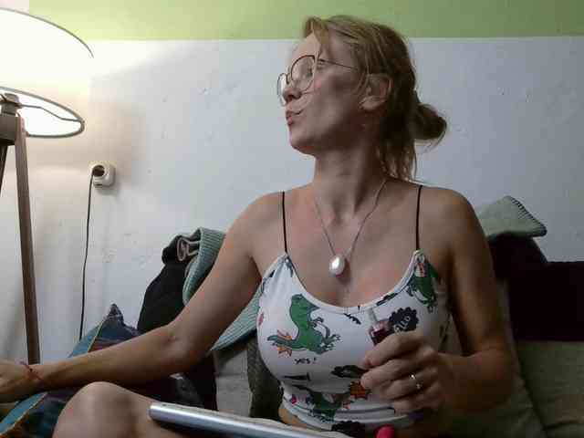 LeniFuchs webcam