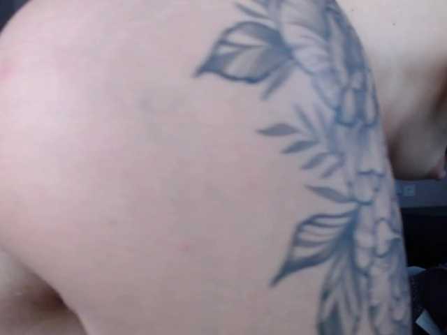 LilianaL live cam on BongaCams