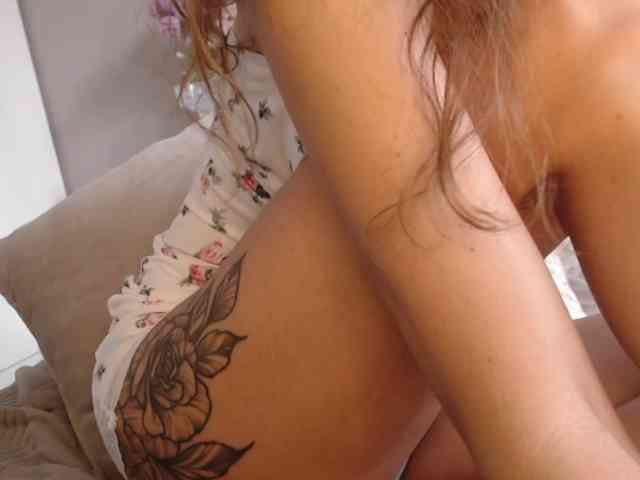 LilianaLove webcam