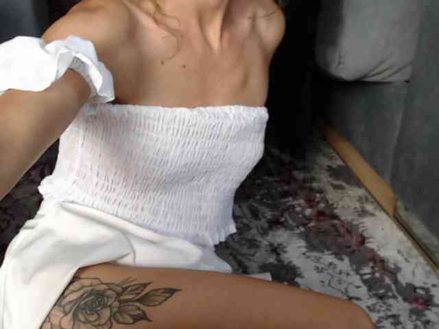 LilianaLove webcam