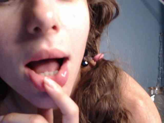 LilianaLove webcam