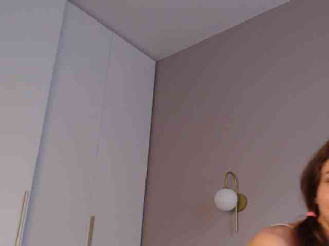 LilianaLove webcam