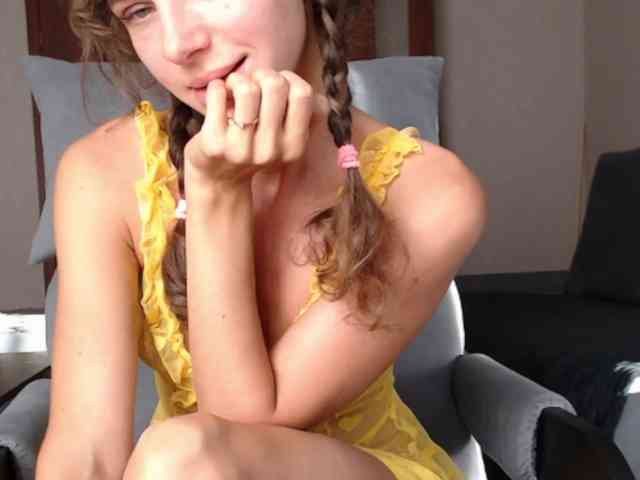 LilianaLove webcam