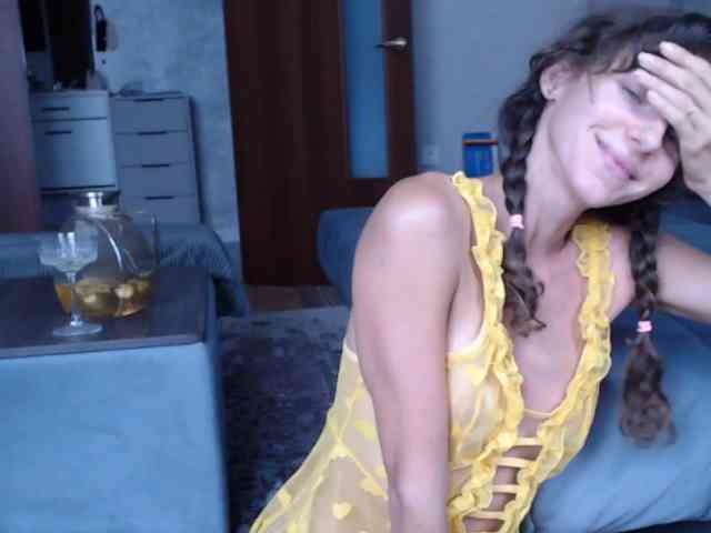 LilianaLove webcam