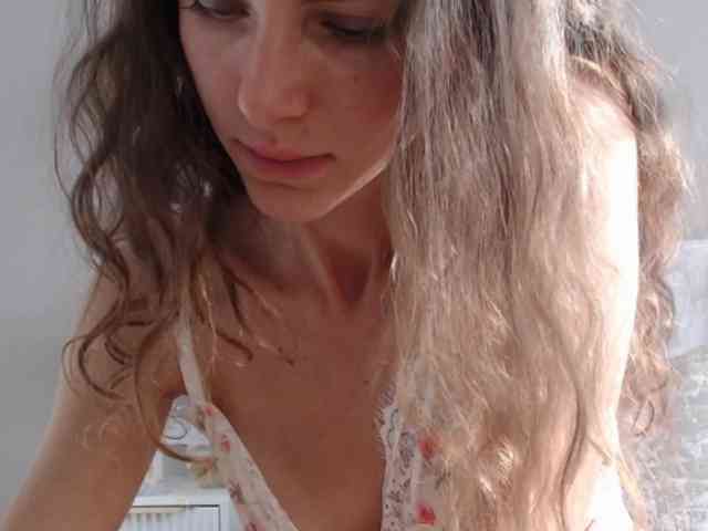LilianaLove webcam