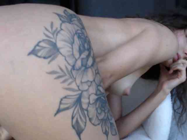 LilianaL LilianaL