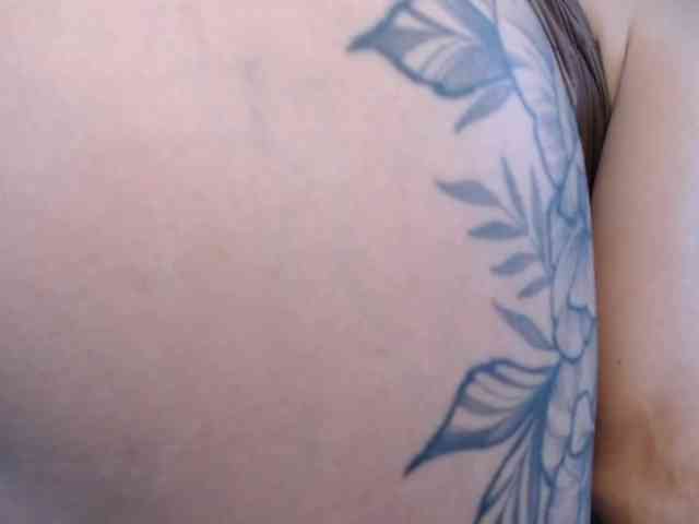 LilianaLove webcam