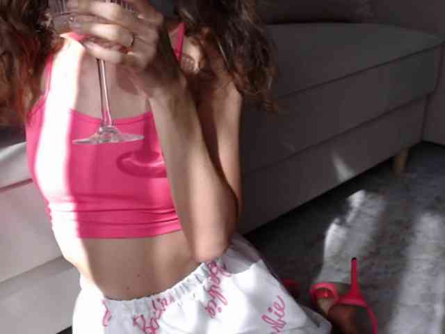 LilianaLove webcam