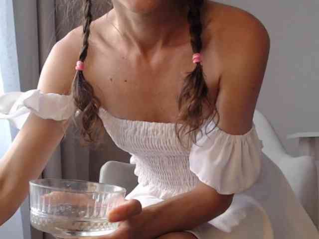 LilianaLove webcam