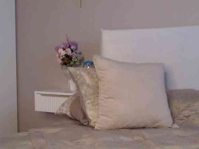 LilianaLove webcam