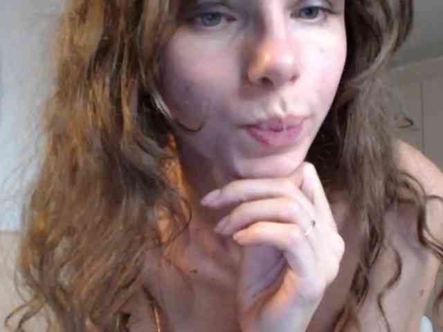 LilianaLove webcam