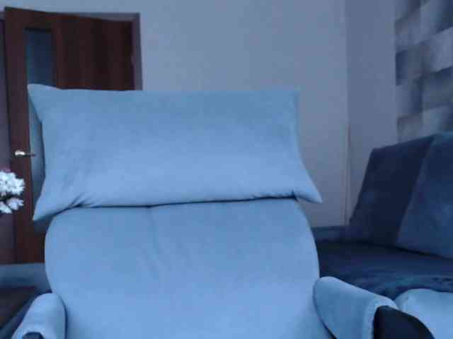 LilianaLove webcam