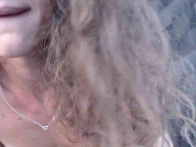 LilianaLove webcam