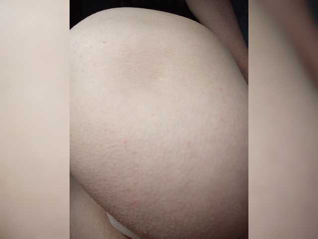 Your-Peachy-Dream live cam preview