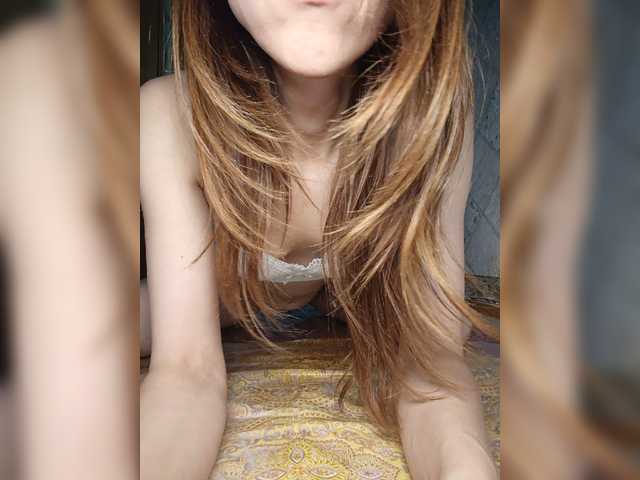 Your-Peachy-Dream live cam on BongaCams