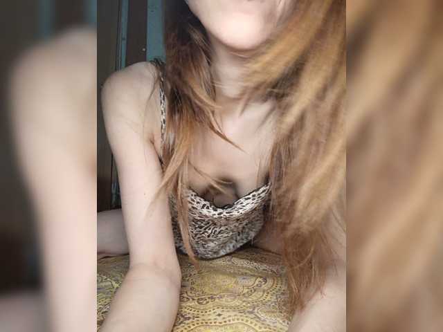 Your-Peachy-Dream webcam