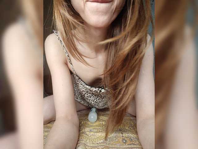 Your-Peachy-Dream live webcam show
