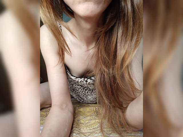 Your-Peachy-Dream live webcam show