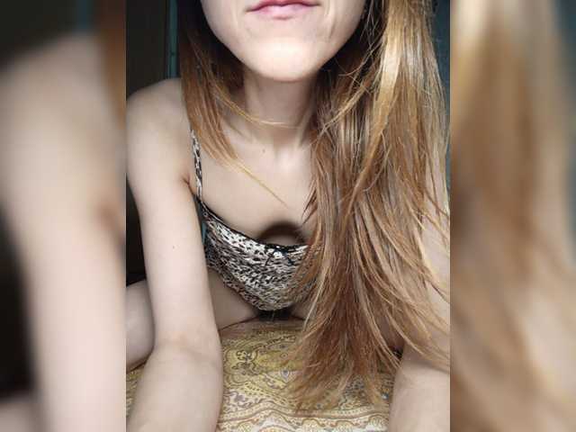 Your-Peachy-Dream live cam on BongaCams