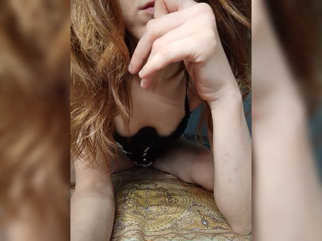 Your-Peachy-Dream live webcam show