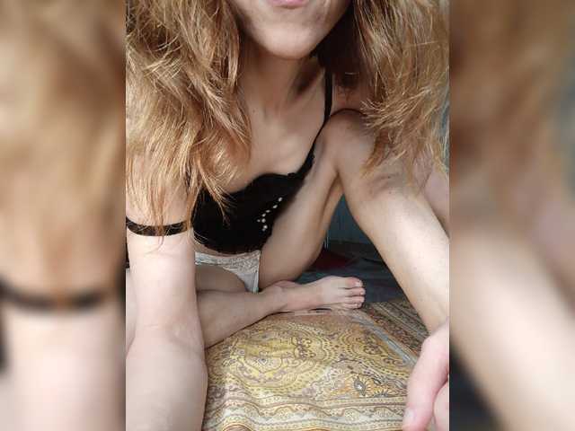 Your-Peachy-Dream live webcam show