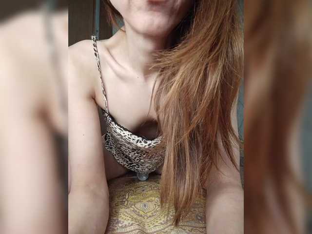 Your-Peachy-Dream live cam on BongaCams